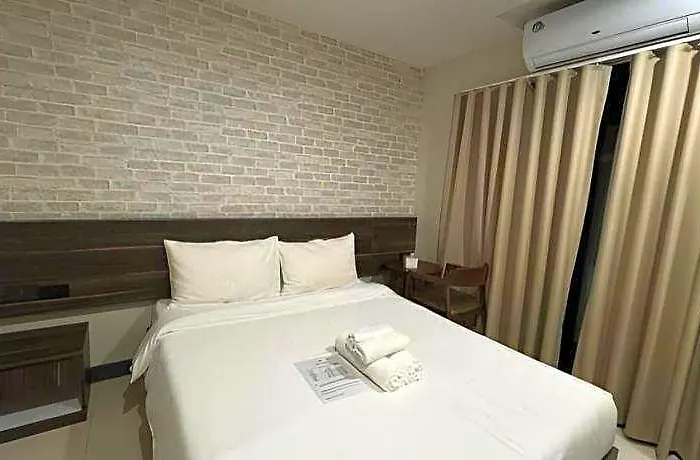 Hotel Seoul3 & Slow Bar Cafe Banguecoque